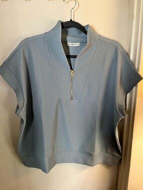 Zenana Outfitters Ribbed Zip-Neck Pullover in Dusty Blue with Gold Zip NWOT
